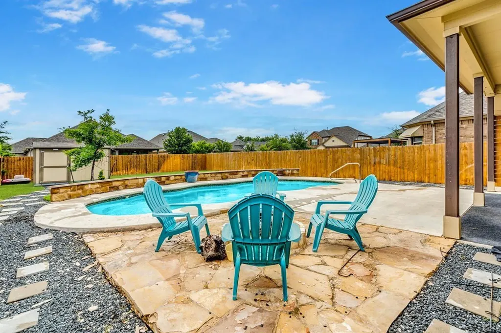 610 Stonewood Lane Buda TX 78610