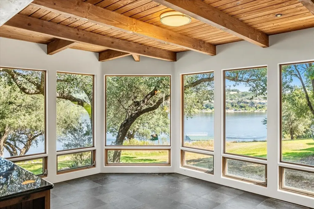 24736 Travis Lakeside Cove Spicewood TX 78669