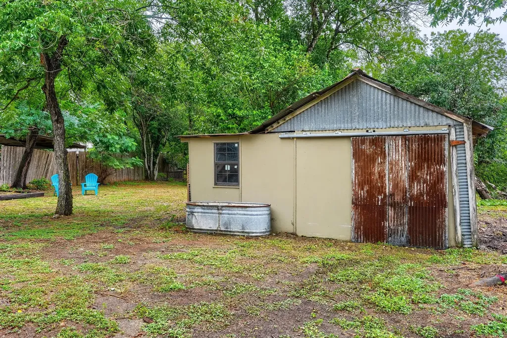 1321 W San Antonio Street San Marcos TX 78666
