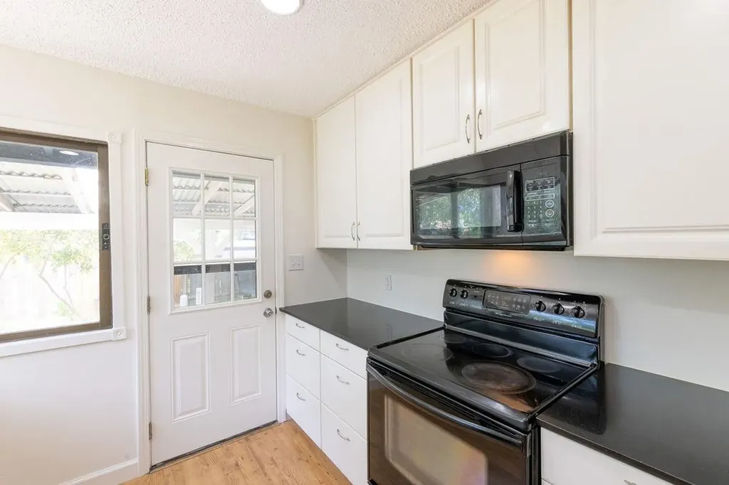 5310 Presidio Road Austin TX 78745