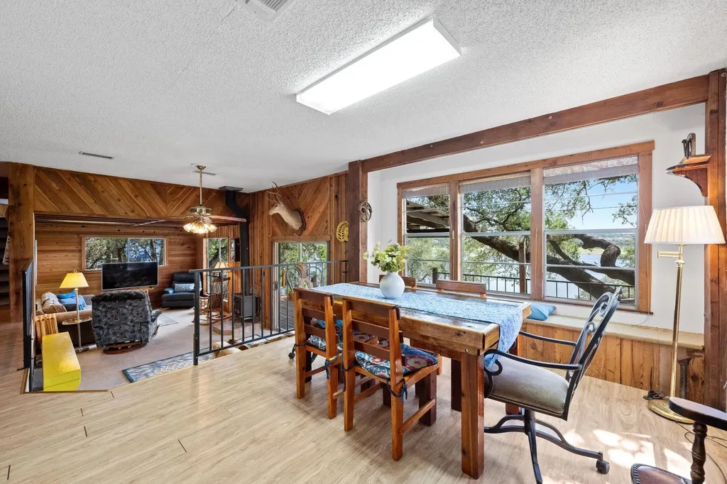 20926 W Lakeshore Drive Spicewood TX 78669