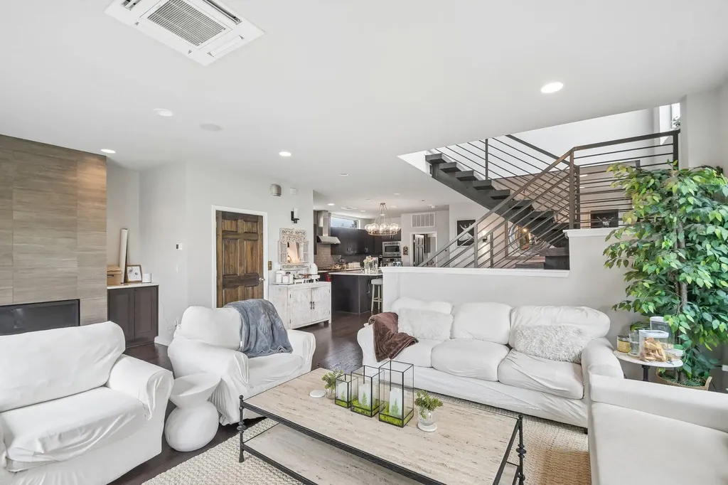 1142 Lost Creek Boulevard Austin TX 78746