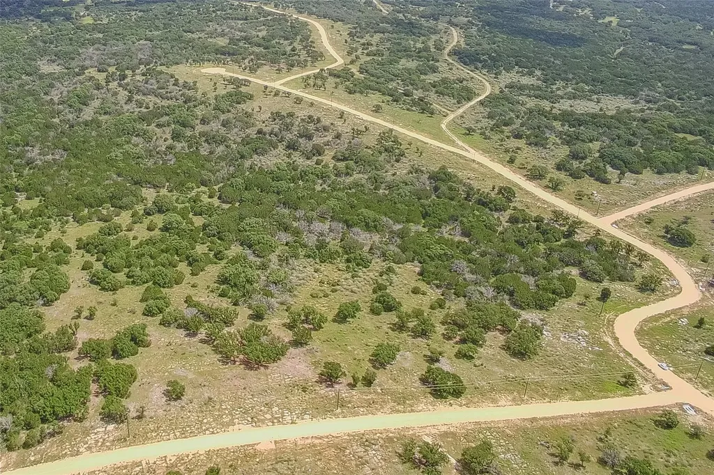 140 Longview Lane San Saba TX 76877