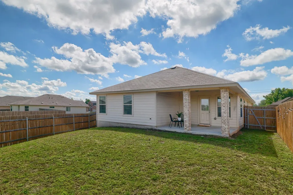 1704 T H Johnson Drive Taylor TX 76574