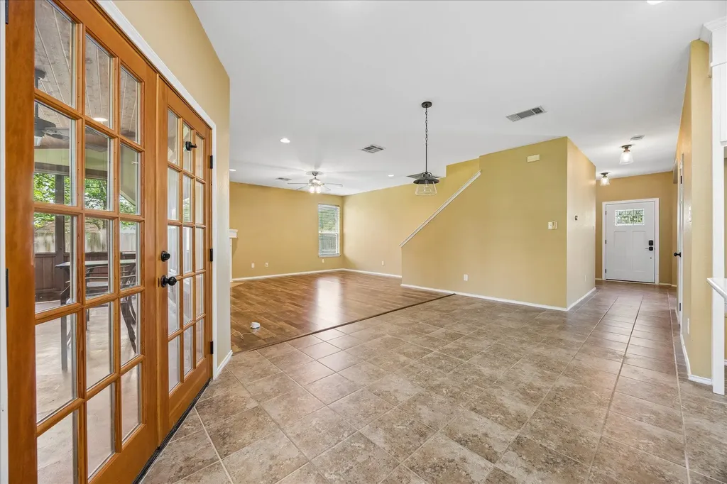 338 Spring Branch Loop Kyle TX 78640