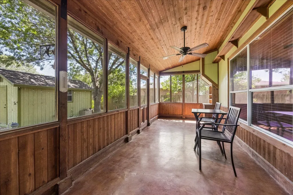 338 Spring Branch Loop Kyle TX 78640