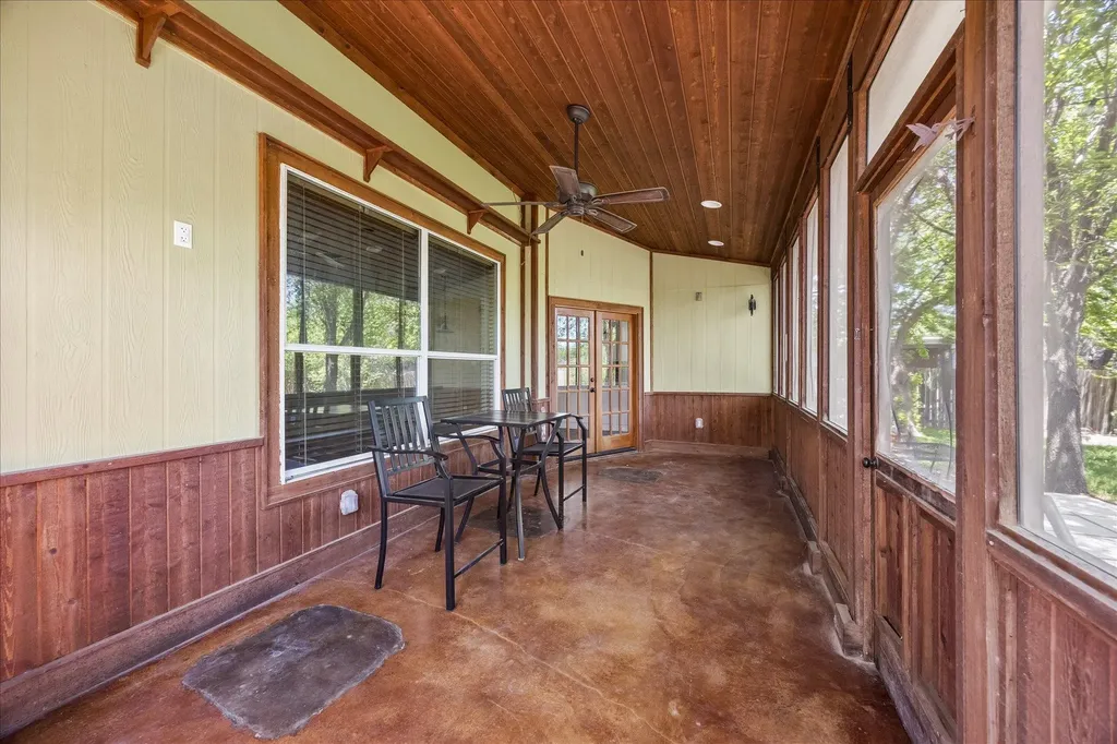 338 Spring Branch Loop Kyle TX 78640