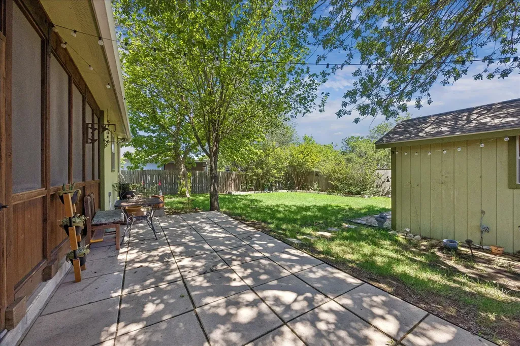 338 Spring Branch Loop Kyle TX 78640