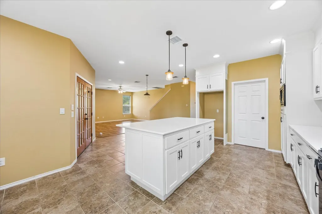 338 Spring Branch Loop Kyle TX 78640