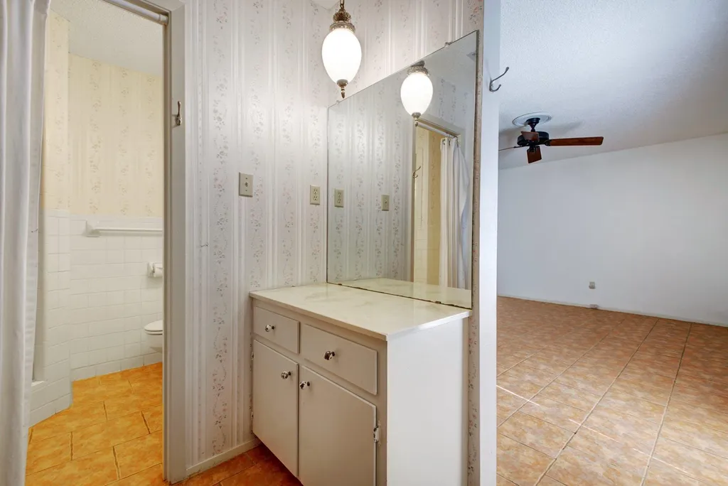 2306 Forest Bend Drive Austin TX 78704