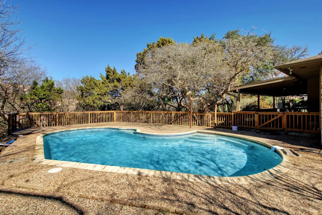 2306 Forest Bend Drive Austin TX 78704