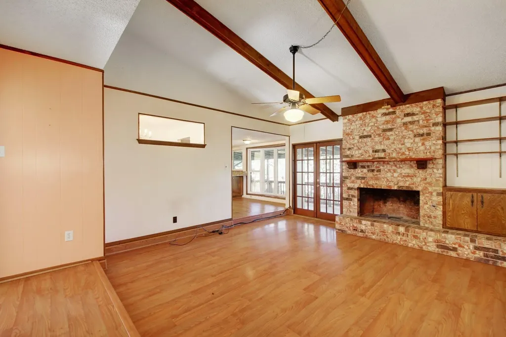 2306 Forest Bend Drive Austin TX 78704
