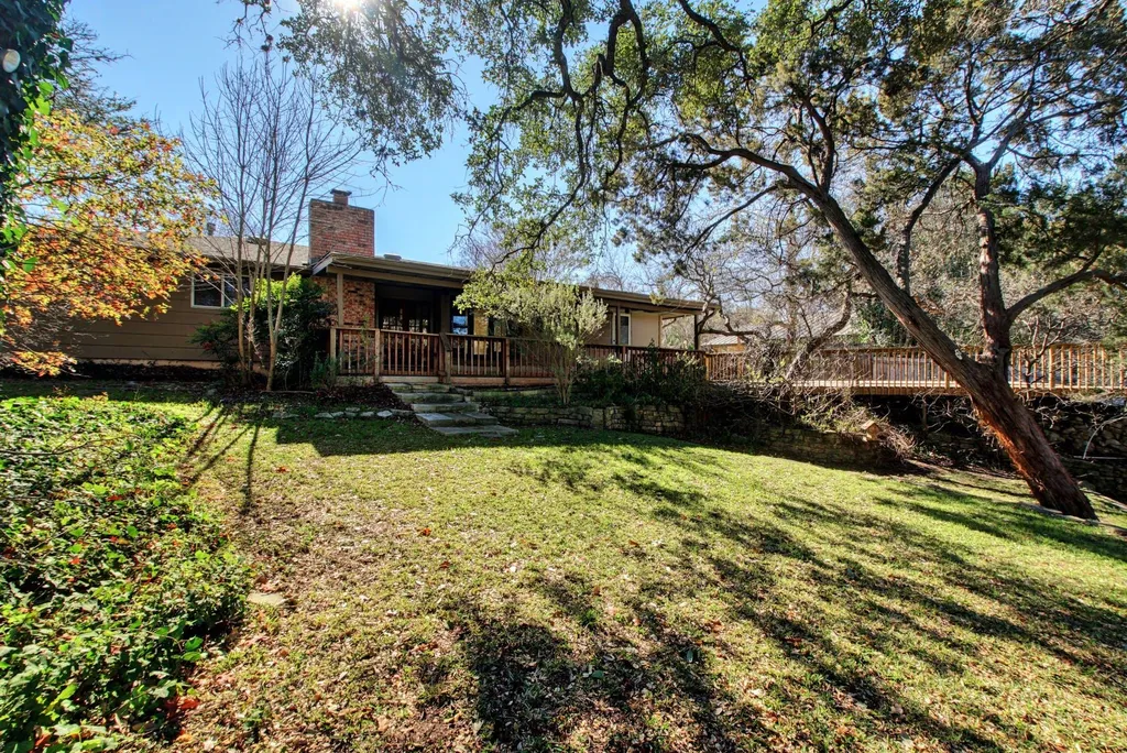 2306 Forest Bend Drive Austin TX 78704