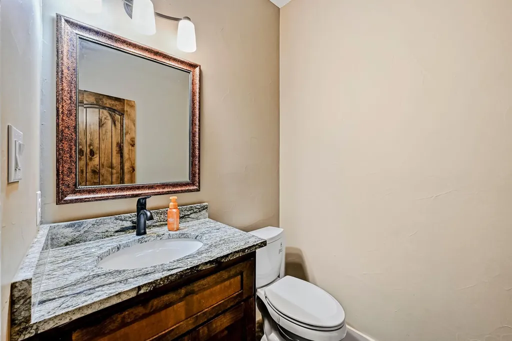 1608 County Road 204 Liberty Hill TX 78642