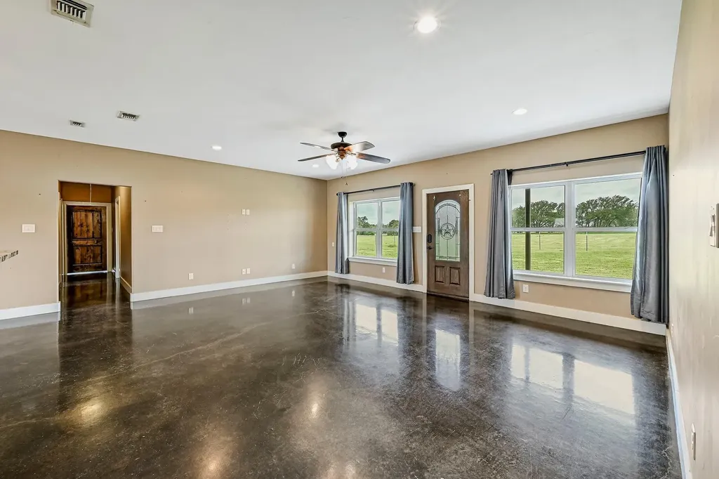 1608 County Road 204 Liberty Hill TX 78642