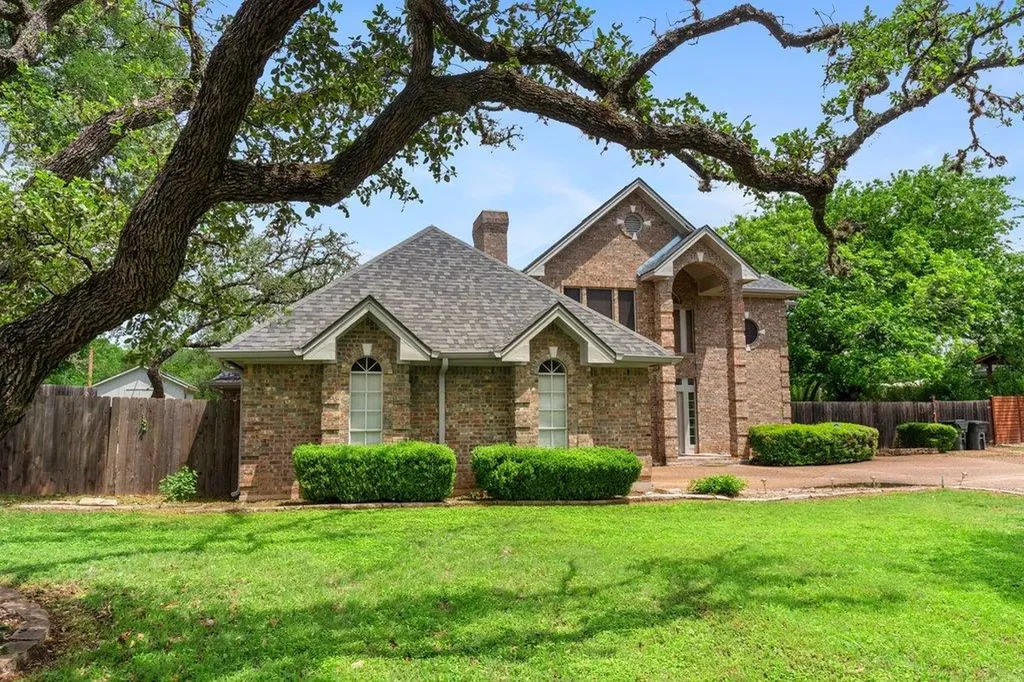 11115 Shady Hollow Drive Austin TX 78748