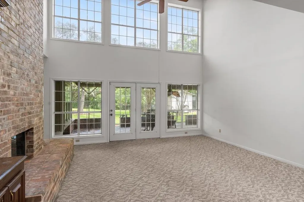 11115 Shady Hollow Drive Austin TX 78748