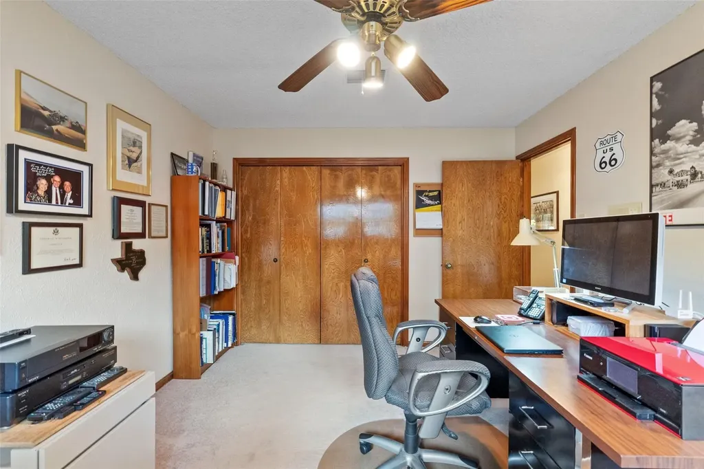 1409 Thaddeus Cove Austin TX 78746