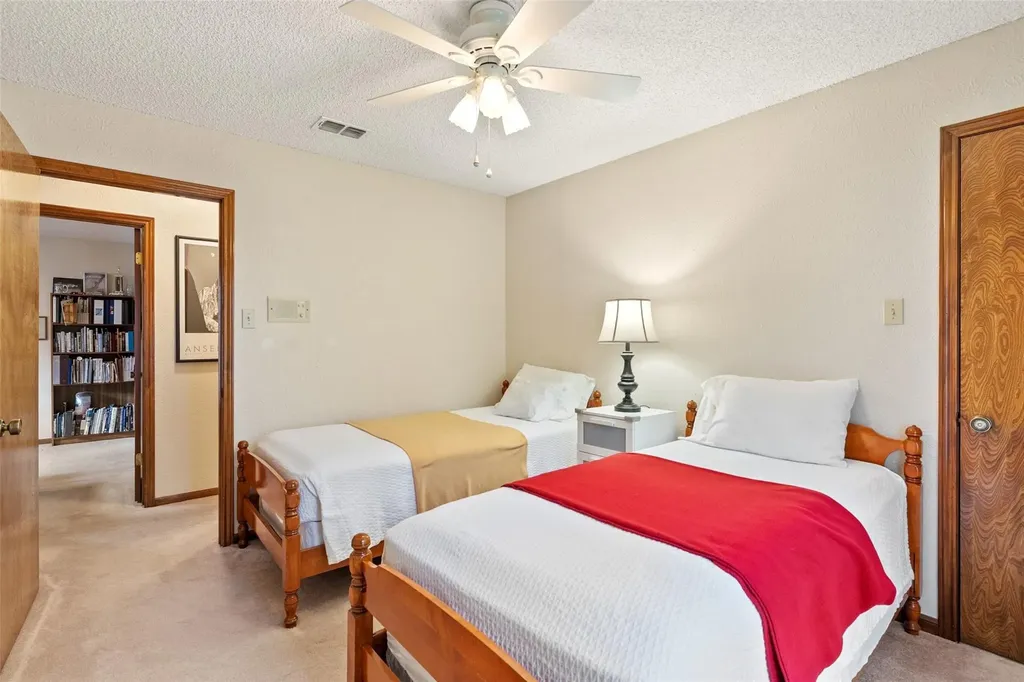 1409 Thaddeus Cove Austin TX 78746