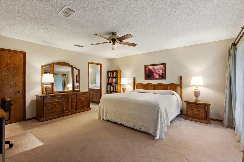 1409 Thaddeus Cove Austin TX 78746