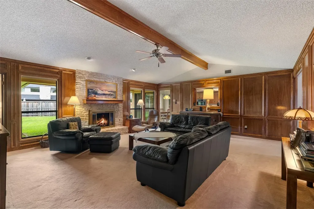 1409 Thaddeus Cove Austin TX 78746