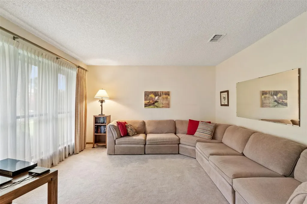 1409 Thaddeus Cove Austin TX 78746