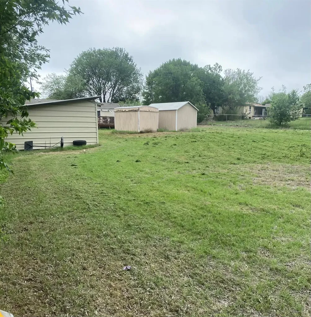 208 Quail Cove Kyle TX 78640