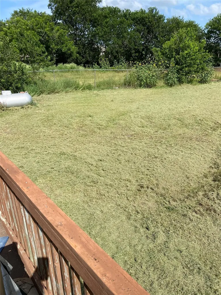 208 Quail Cove Kyle TX 78640