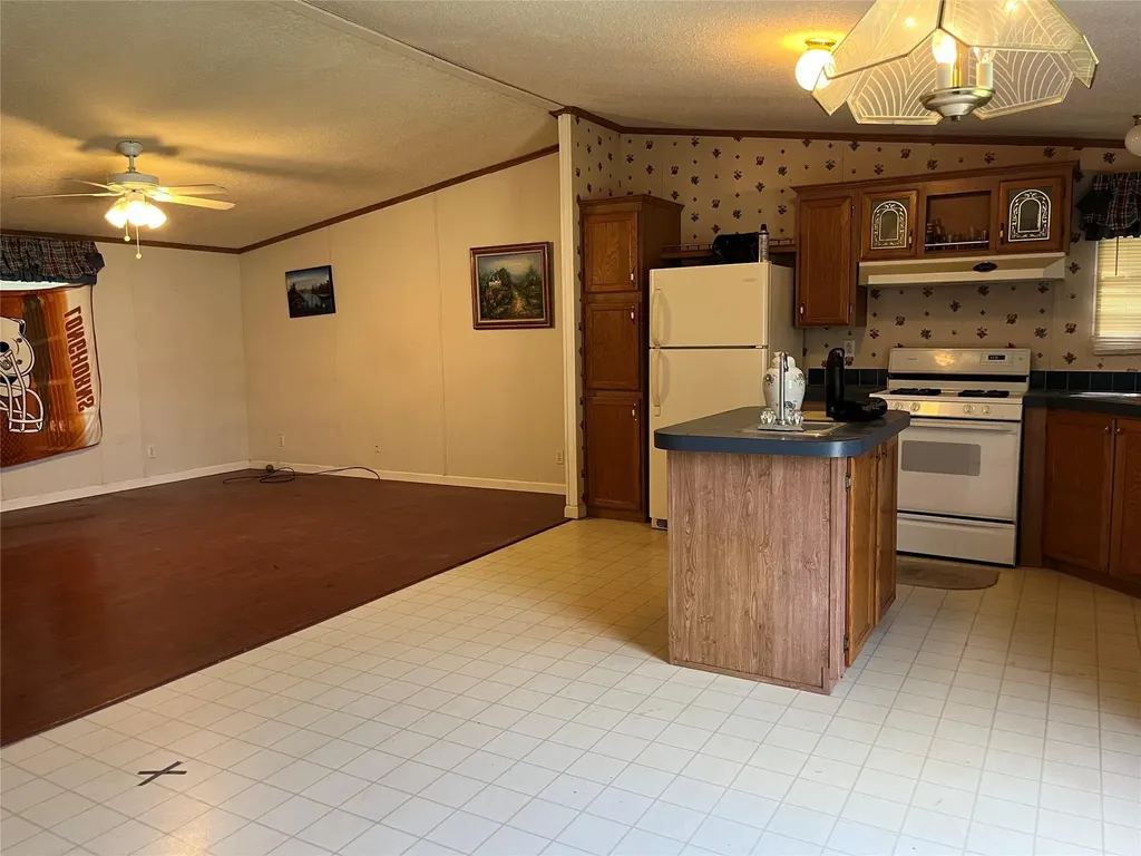 208 Quail Cove Kyle TX 78640