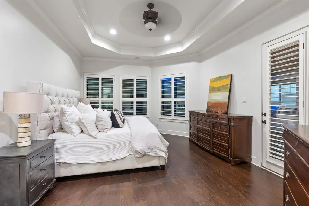 18 Hedgebrook Way The Hills TX 78738