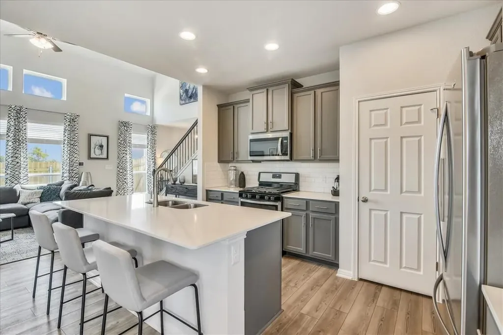 11301 Zip Cochise Way Austin TX 78653