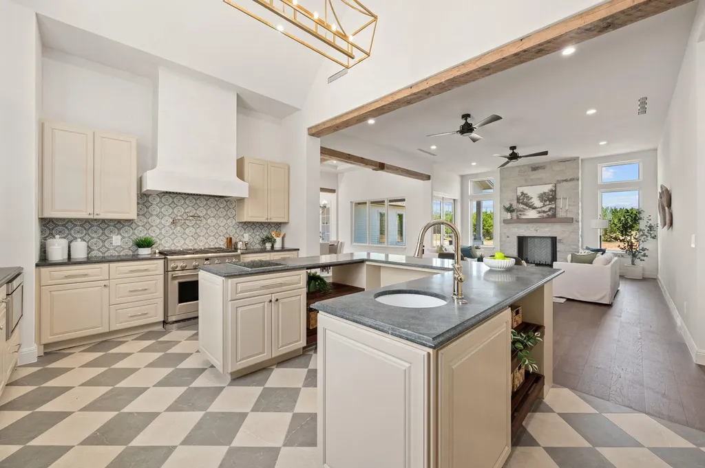512 Kasen Circle Liberty Hill TX 78642
