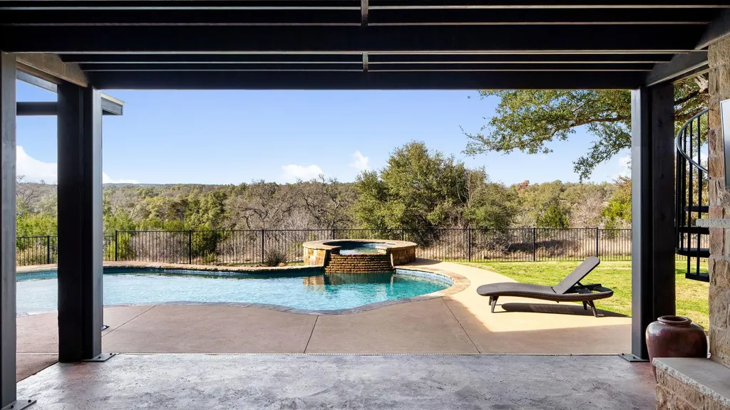 265 Mckellar Road Dripping Springs TX 78620