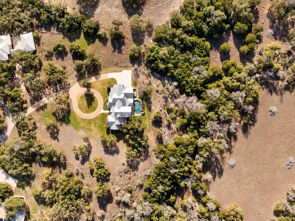 265 Mckellar Road Dripping Springs TX 78620