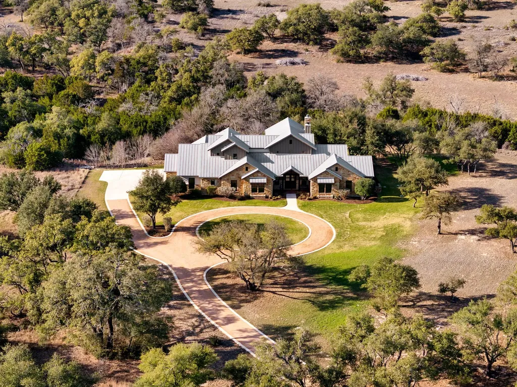 265 Mckellar Road Dripping Springs TX 78620