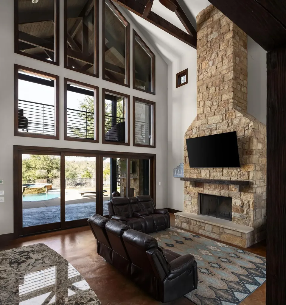 265 Mckellar Road Dripping Springs TX 78620