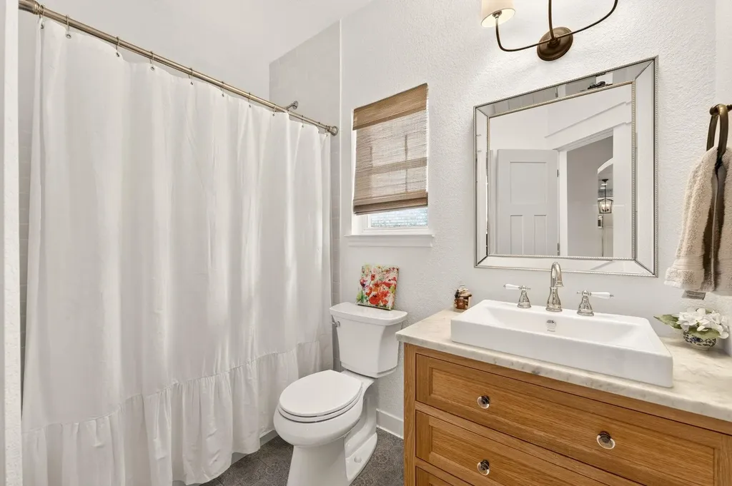 12816 Majestic Oaks Drive Austin TX 78732