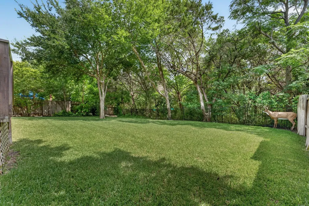 12816 Majestic Oaks Drive Austin TX 78732