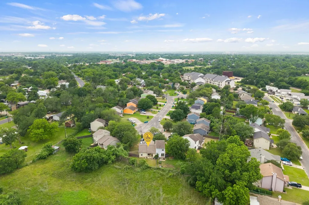 128 Hillside Drive Elgin TX 78621