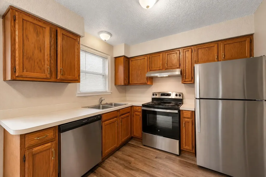 128 Hillside Drive Elgin TX 78621
