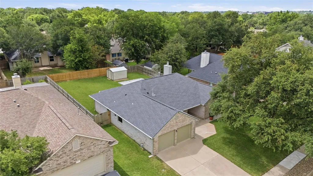 1015 Pecan Creek Drive Pflugerville TX 78660