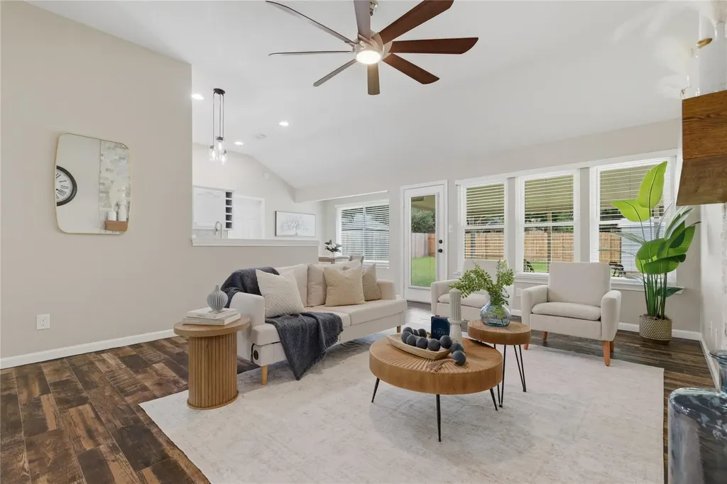 1015 Pecan Creek Drive Pflugerville TX 78660