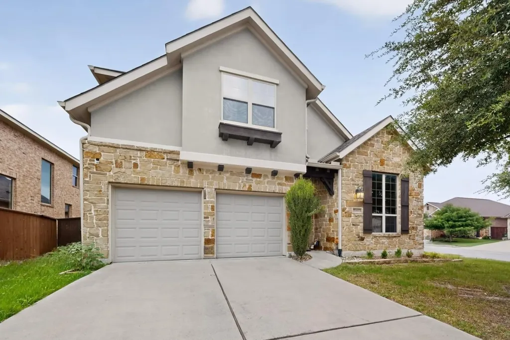 100 Orvieto Cove Liberty Hill TX 78642