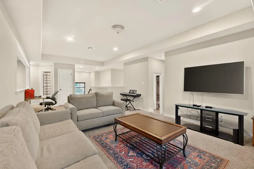 100 Orvieto Cove Liberty Hill TX 78642