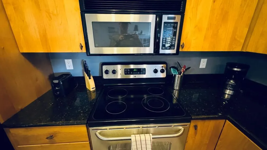 3404 American Drive Lago Vista TX 78645