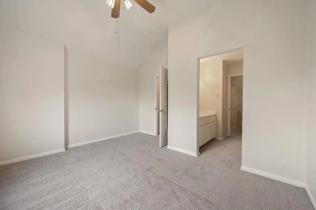 10004 Scull Creek Drive Austin TX 78730