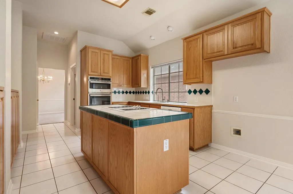 10004 Scull Creek Drive Austin TX 78730