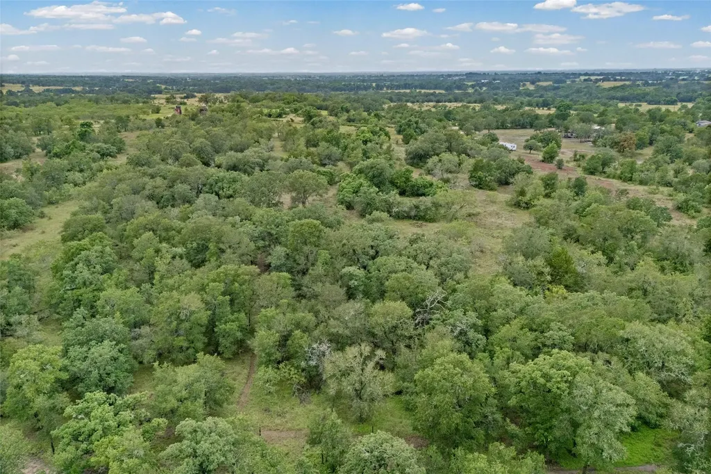 000 Oil Field Road Lockhart TX 78644