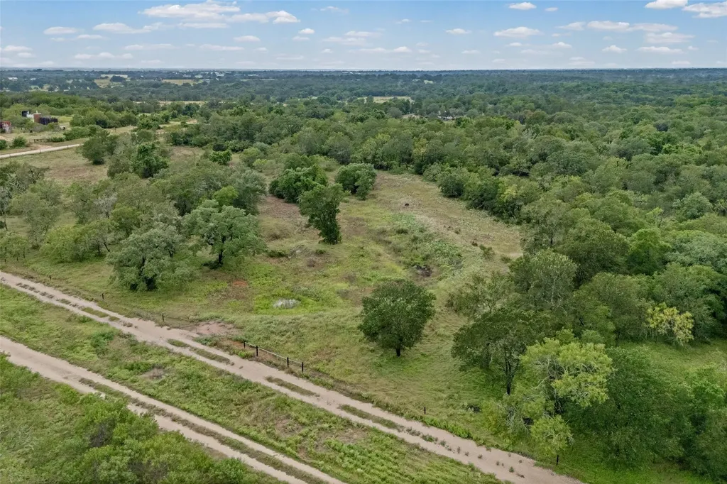 000 Oil Field Road Lockhart TX 78644