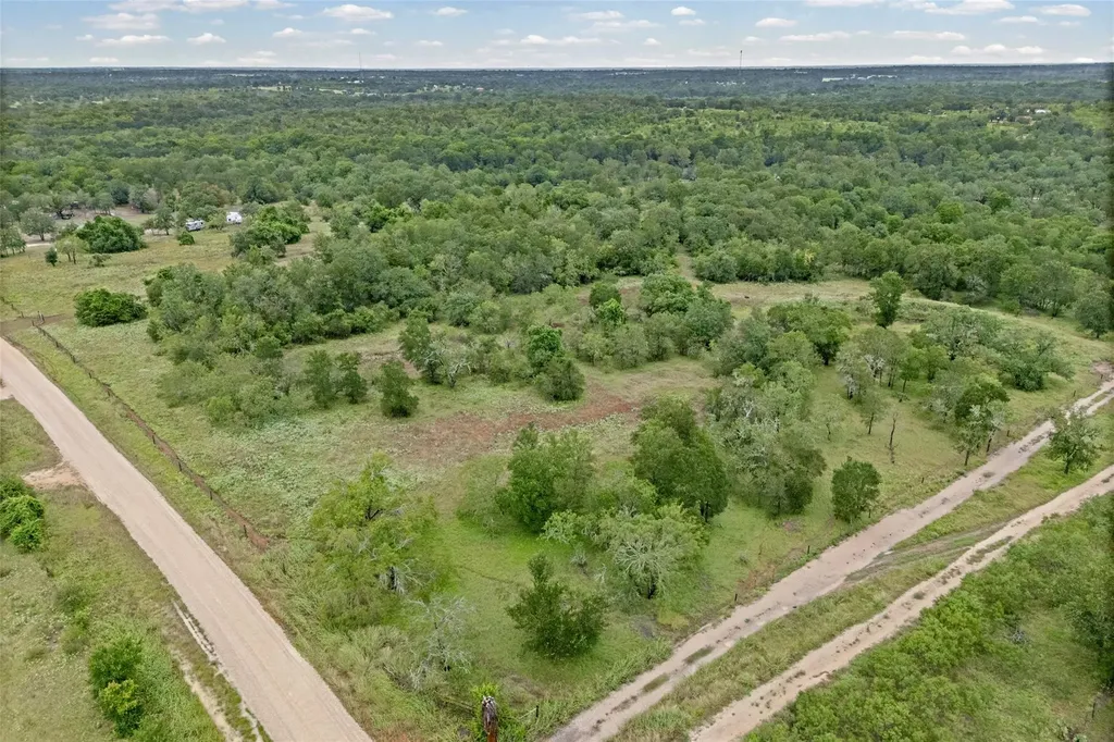 000 Oil Field Road Lockhart TX 78644